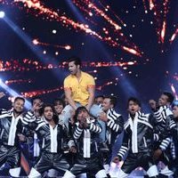Top Bollywood Celebs performing at Mumbai Police Annual Show Umang 2017 Photos | Picture 1464422