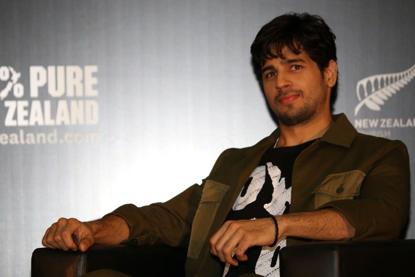 Press Conference With Sidharth Malhotra As Brand Ambassador For Tourism New Zealand Photos | Picture 1465289