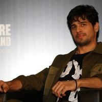Press Conference With Sidharth Malhotra As Brand Ambassador For Tourism New Zealand Photos | Picture 1465289