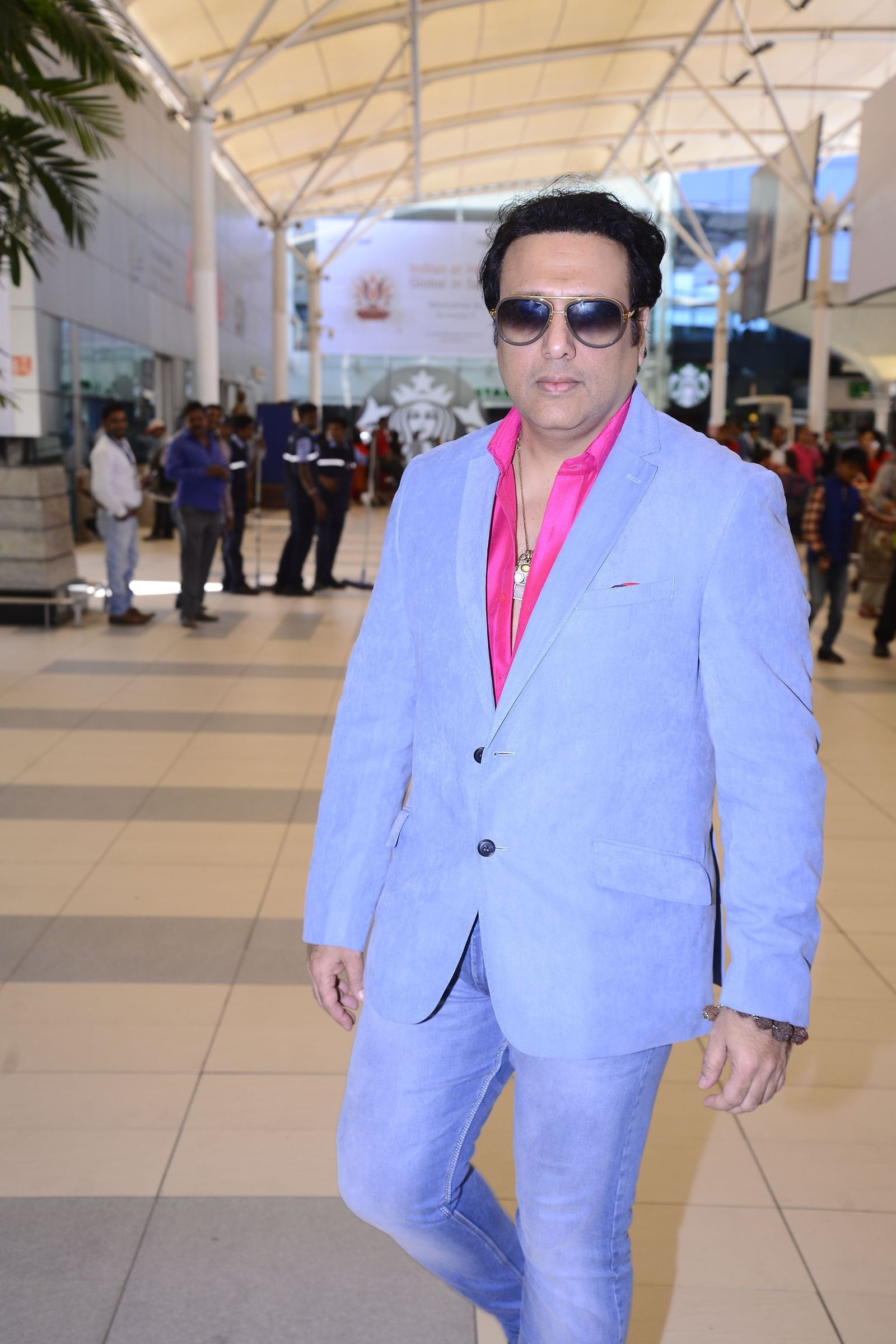 Govinda Chichi Spotted at Airport Pics | Picture 1465754