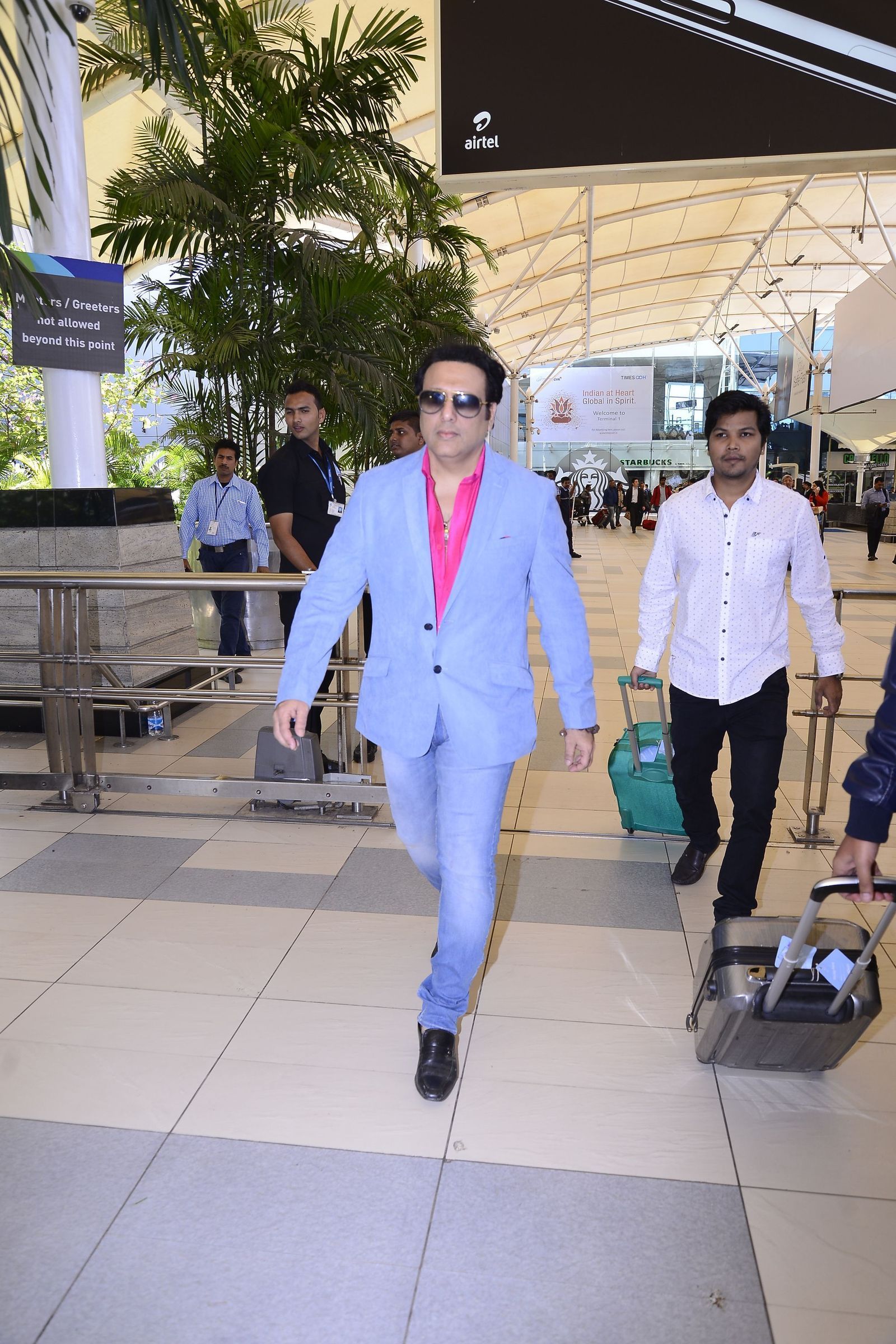 Govinda Chichi Spotted at Airport Pics | Picture 1465756