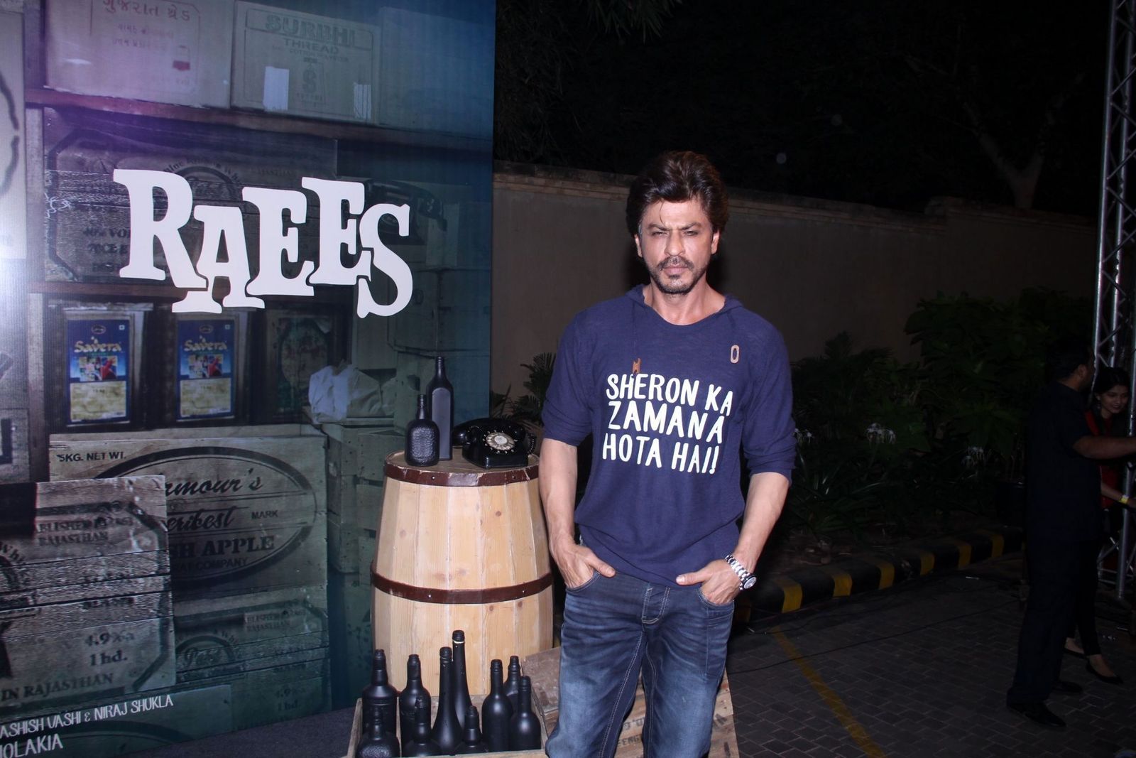 Shahrukh Khan - Success Party of Film Raees Images | Picture 1468439