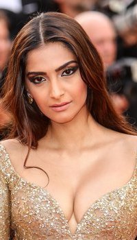 Sonam Kapoor at 70th Cannes Film Festival - 'The Killing of the Sacred Deer' - Red Carpet | Picture 1502079