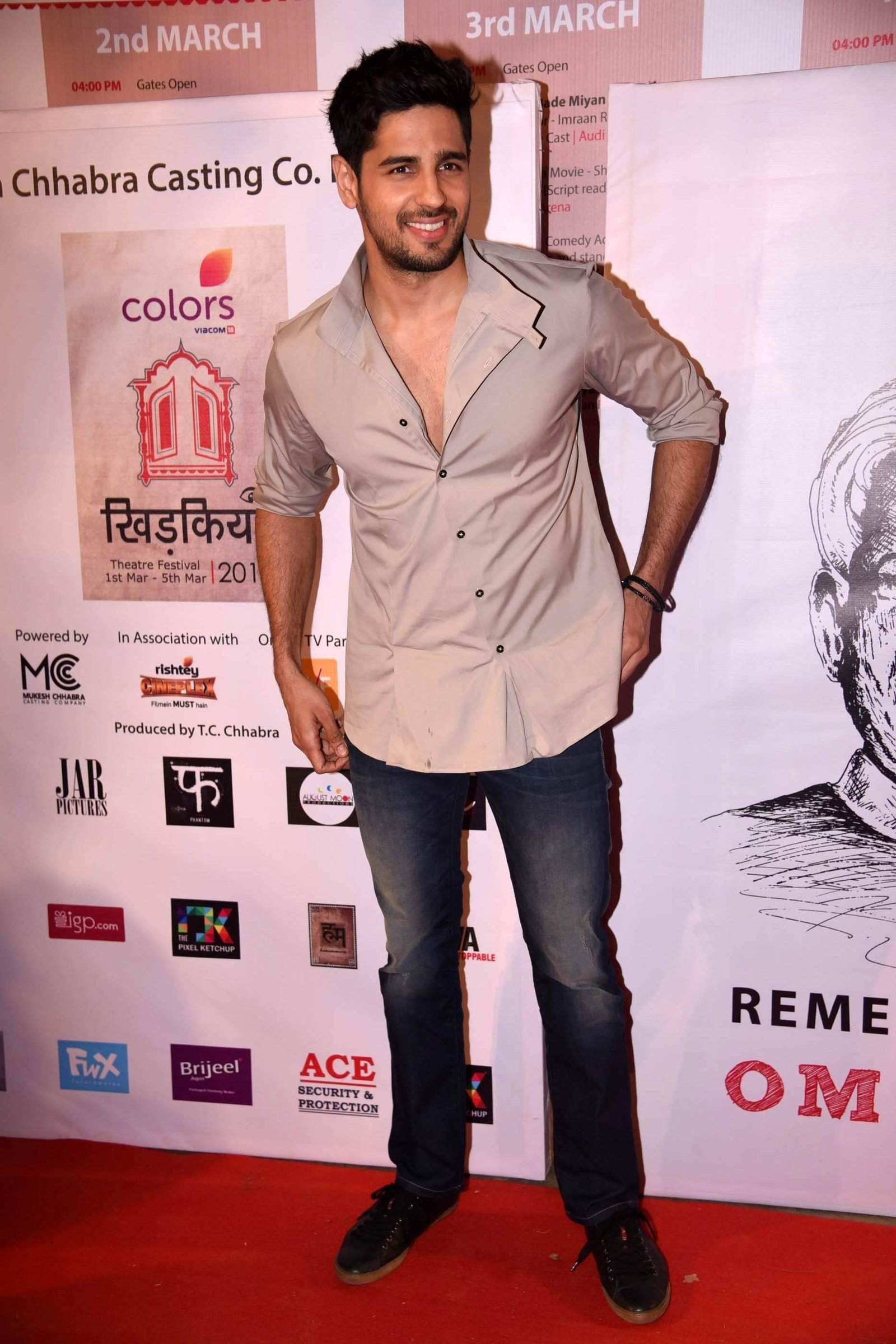 Sidharth Malhotra - Colours Khidkiyaan Theater Festival - 2nd Edition Photos | Picture 1477711