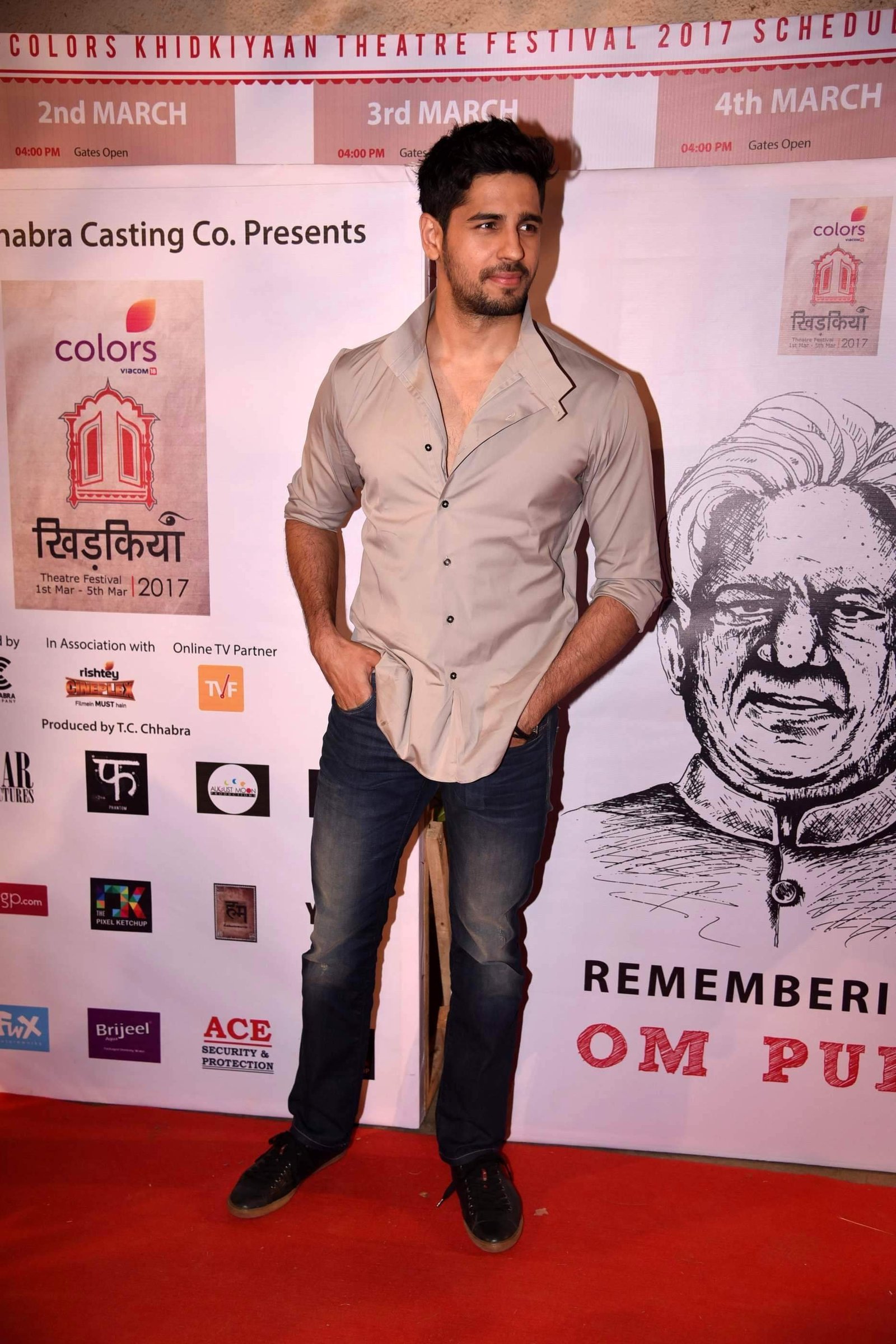 Sidharth Malhotra - Colours Khidkiyaan Theater Festival - 2nd Edition Photos | Picture 1477712
