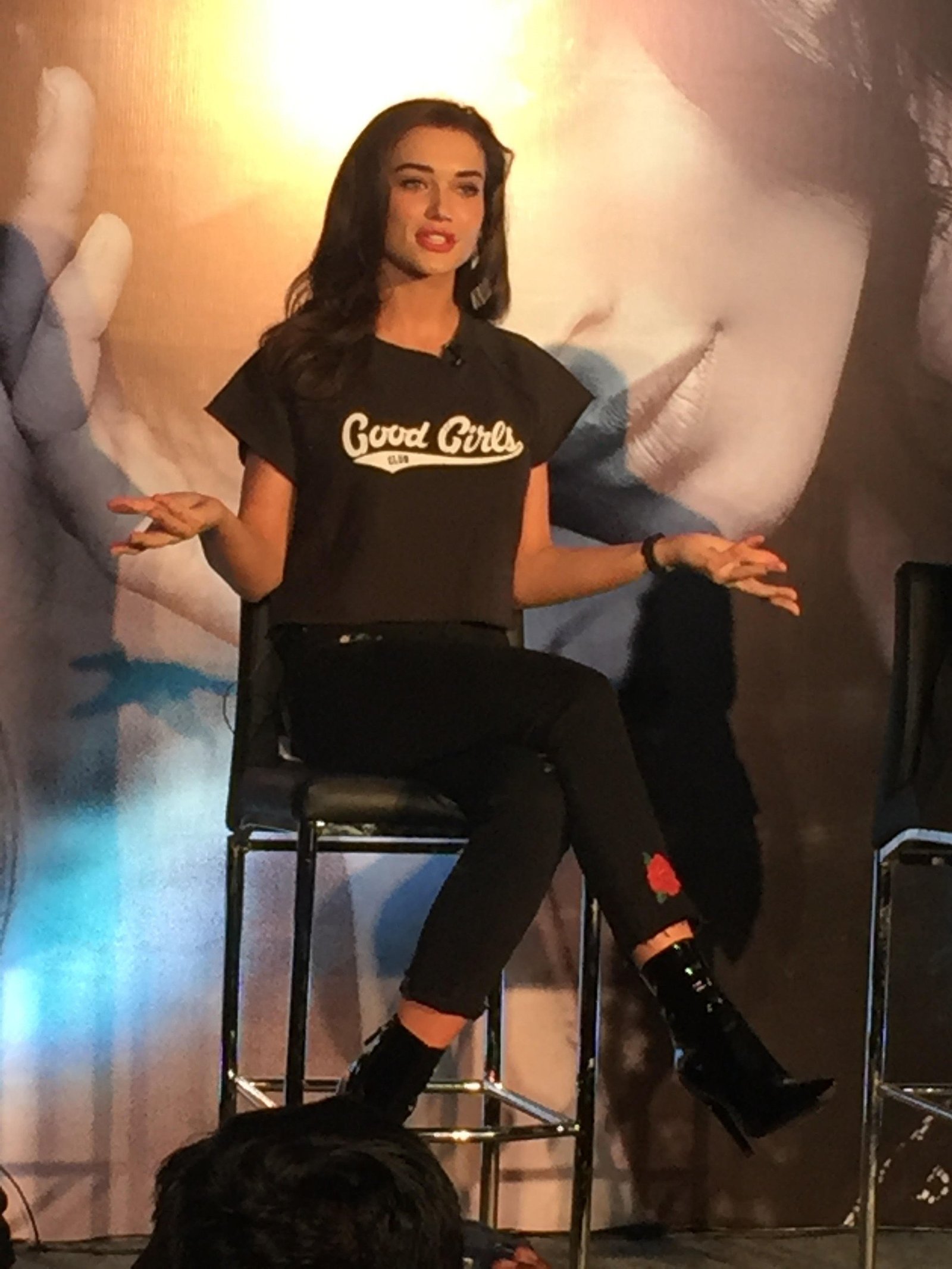 Amy Jackson Launches Her Own Mobile App Images | Picture 1477933