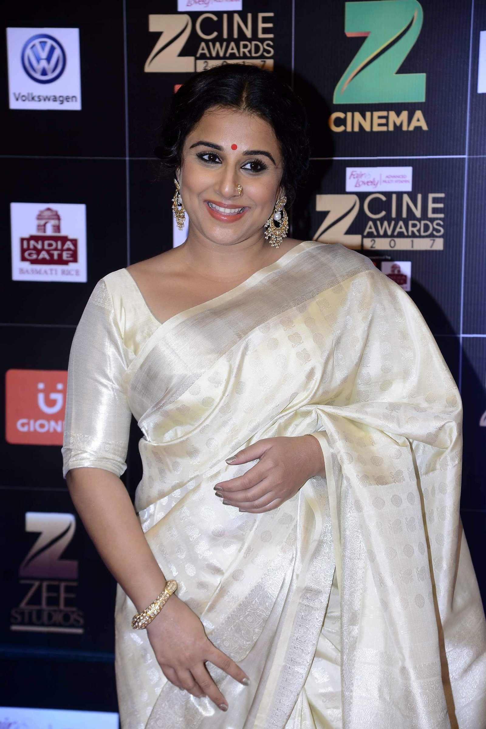 Vidya Balan - Zee Cine Awards 2017 Red Carpet Photos | Picture 1481182