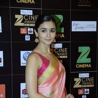 Alia Bhatt - Zee Cine Awards 2017 Red Carpet Photos | Picture 1481127