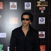 Hrithik Roshan - Zee Cine Awards 2017 Red Carpet Photos