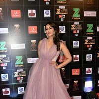 Huma Qureshi - Zee Cine Awards 2017 Red Carpet Photos