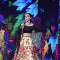 Anushka Sharma At The Voice India Season 2 Grand Finale Pics | Picture 1482038