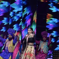 Anushka Sharma At The Voice India Season 2 Grand Finale Pics | Picture 1482040