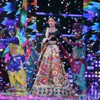Anushka Sharma At The Voice India Season 2 Grand Finale Pics | Picture 1482041