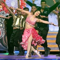 Sunny Leone Performing In Zee Cine Awards 2017 Photos | Picture 1483893