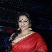 Vidya Balan promotes film Begum Jaan on the sets of reality show Indian Idol Season 9 Photos | Picture 1485174