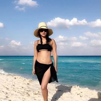 Sunny Leone Looking Hot In Bikini On Vacation In Cancun Mexico Photos
