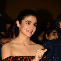 Alia Bhatt visits Strut The Dancemakers Images | Picture 1486641