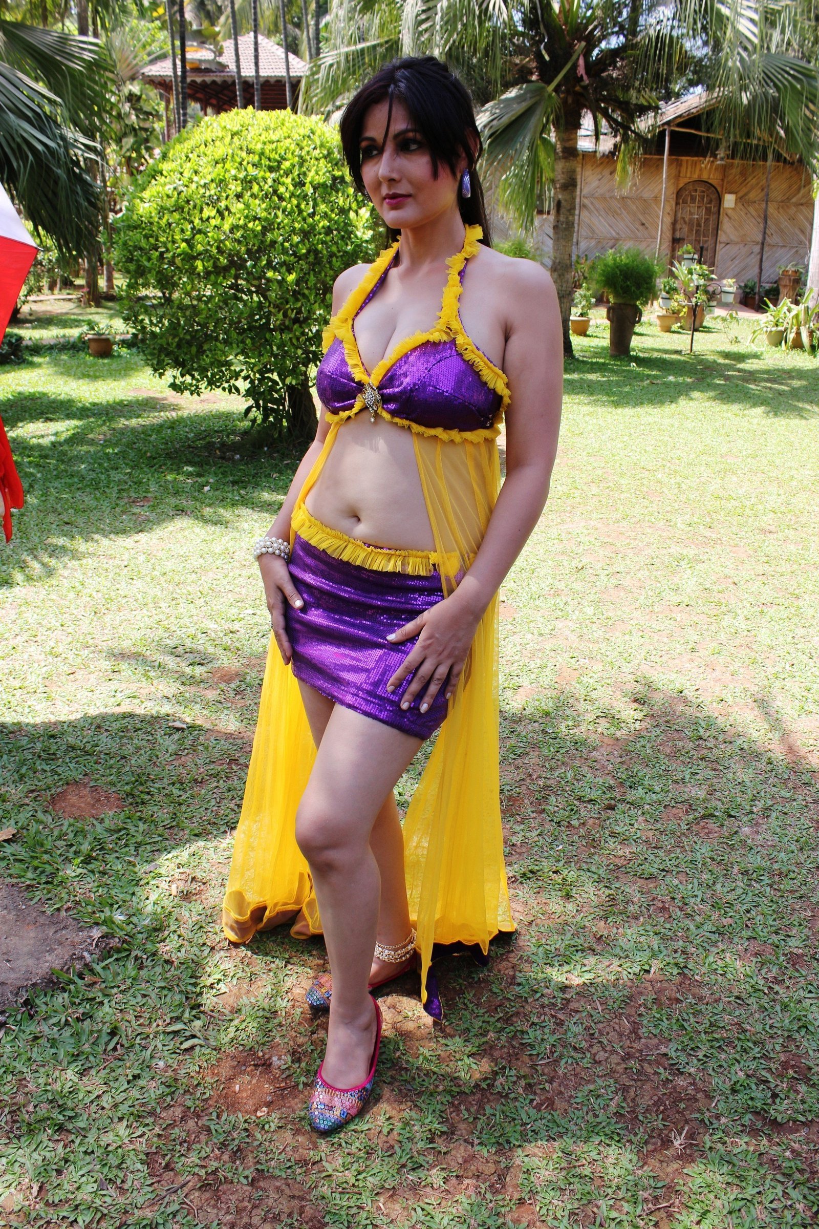 Suman Negi Hot Pics from film Beimaan Aashiq | Picture 1495829