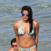 Priyanka Chopra Shows Off Her Bikini Body in Miami Beach Pics | Picture 1498220