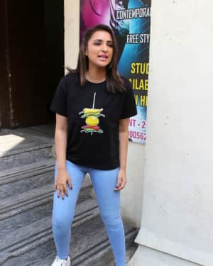 In Pics: Parineeti Chopra during Screening Of Golmaal Again For Smile Foundation Kids | Picture 1541786
