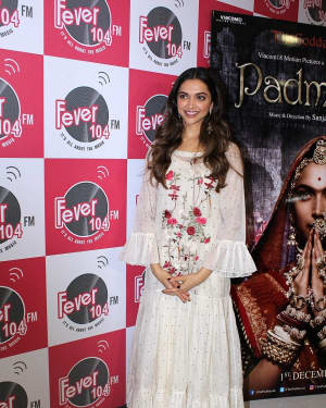 In Pics: Deepika Padukone Promotes Film Padmavati At Fever 104 FM | Picture 1543019