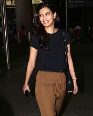 In Pics: Diana Penty Snapped At Mumbai Airport | Picture 1543131