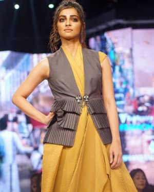 Radhika Apte - In Pics: Van Heusen and GQ Fashion Nights 2017