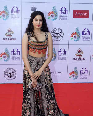 Janhvi Kapoor - Photos: Celebs at IFFI 2017 Opening Ceremony | Picture 1547034