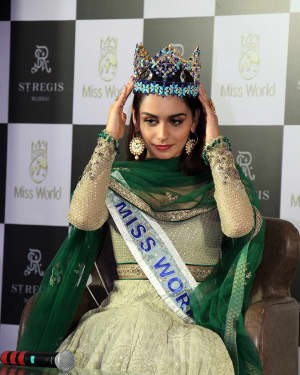 Photos: Manushi Chillar At The Press Conference For Winning Miss World Title | Picture 1547415