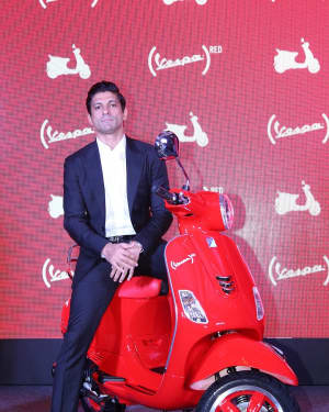 In Pics: Farhan Akhtar launches Vespa Red | Picture 1532726