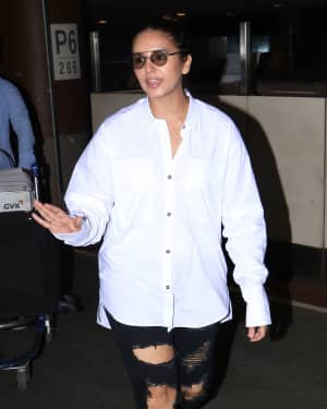 In Pics: Huma Qureshi Snapped at Mumbai Airport | Picture 1535587