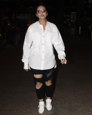In Pics: Huma Qureshi Snapped at Mumbai Airport | Picture 1535582