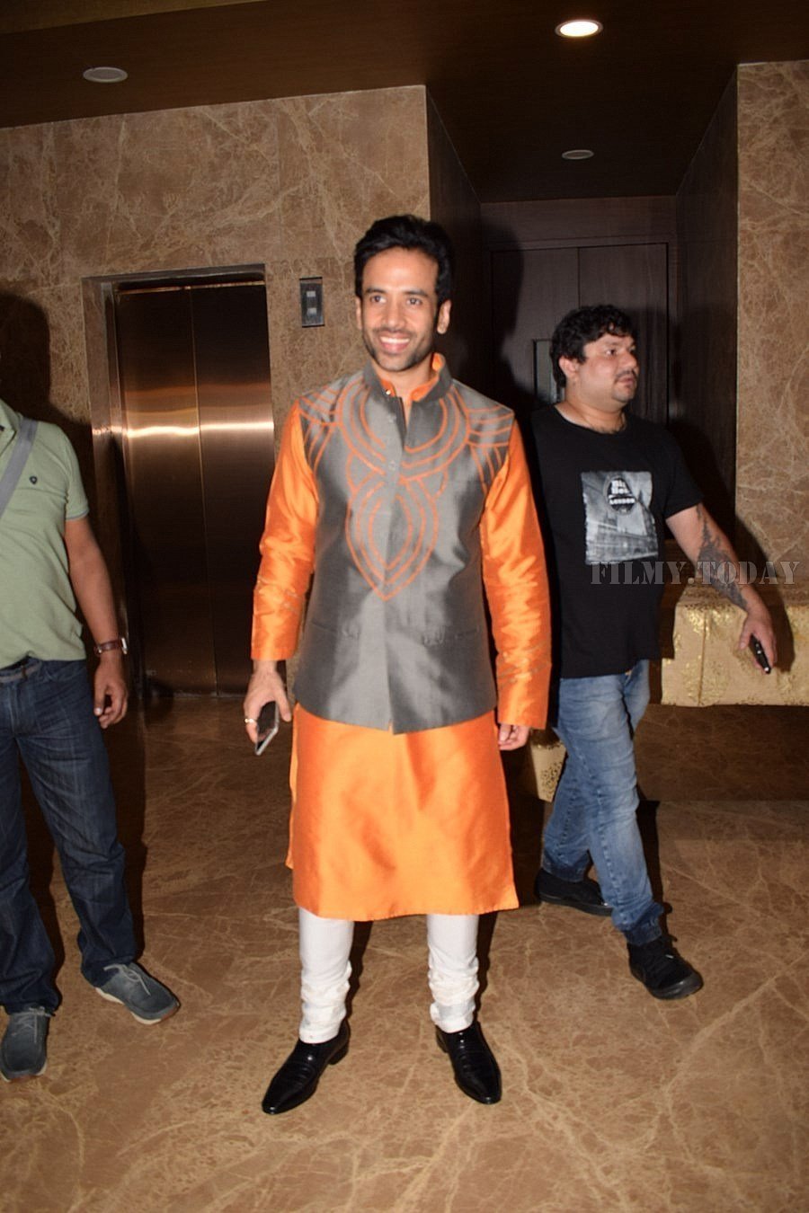 Tusshar Kapoor - In Pics: Celebs At Producer Ramesh Taurani Diwali Party | Picture 1537151