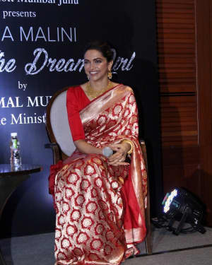 Deepika Padukone - In Pics: Launch Of Hema Malini Biography Beyond The DreamGirl | Picture 1537379