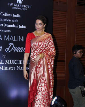 Deepika Padukone - In Pics: Launch Of Hema Malini Biography Beyond The DreamGirl | Picture 1537381
