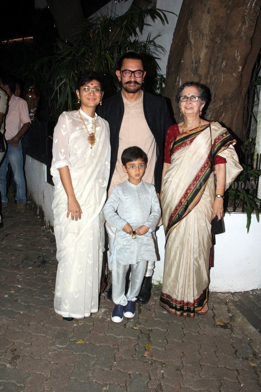 In Pics: Aamir Khan Hosts Diwali Party | Picture 1538557