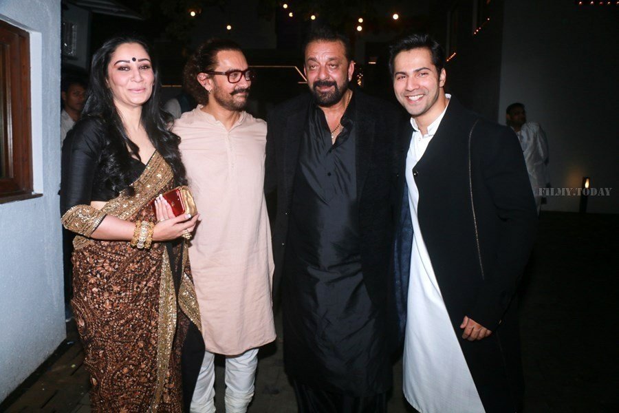 In Pics: Aamir Khan Hosts Diwali Party | Picture 1538548