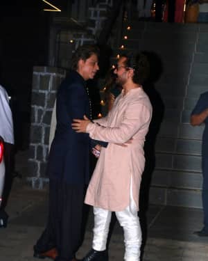 In Pics: Aamir Khan Hosts Diwali Party