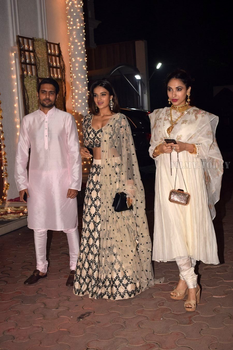 In Pics: Shilpa Shetty Hosts Diwali Party | Picture 1538296
