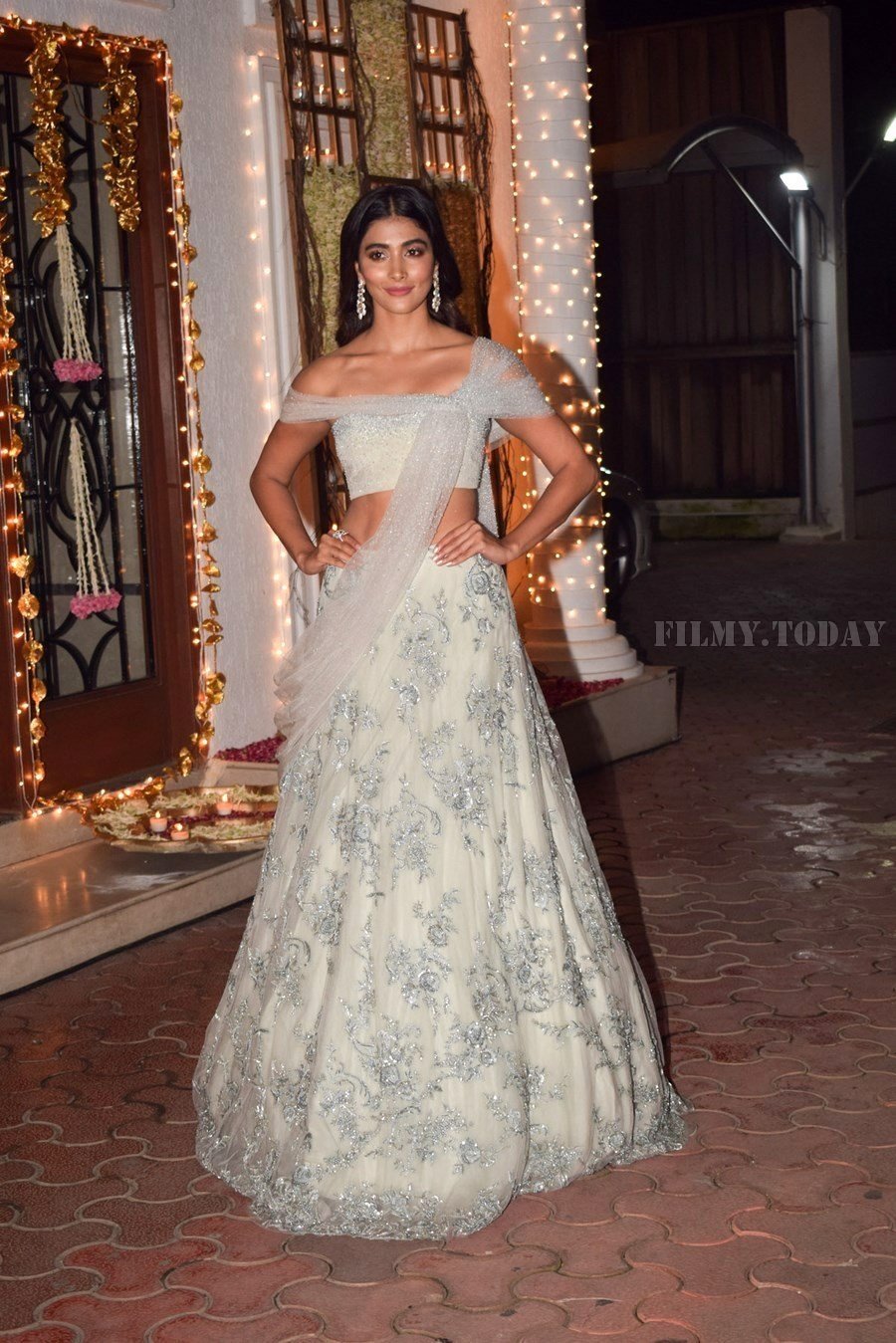 Pooja Hegde - In Pics: Shilpa Shetty Hosts Diwali Party | Picture 1538329