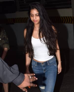 In Pics: Suhana Khan Spotted At Juhu PVR | Picture 1538611