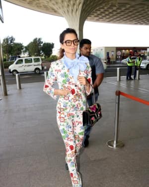 In Pics: Kangana Ranaut Spotted at Mumbai Airport | Picture 1539320