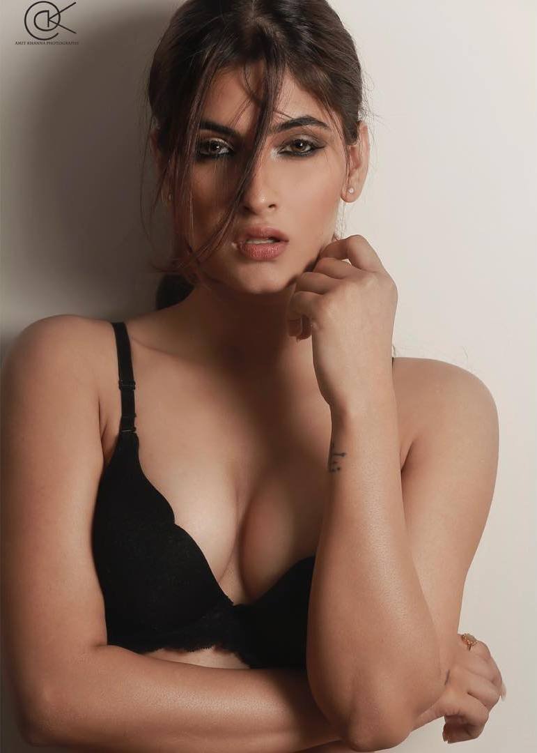 Karishma Sharma Hot and Sexy Bikini Pics | Picture 1539271