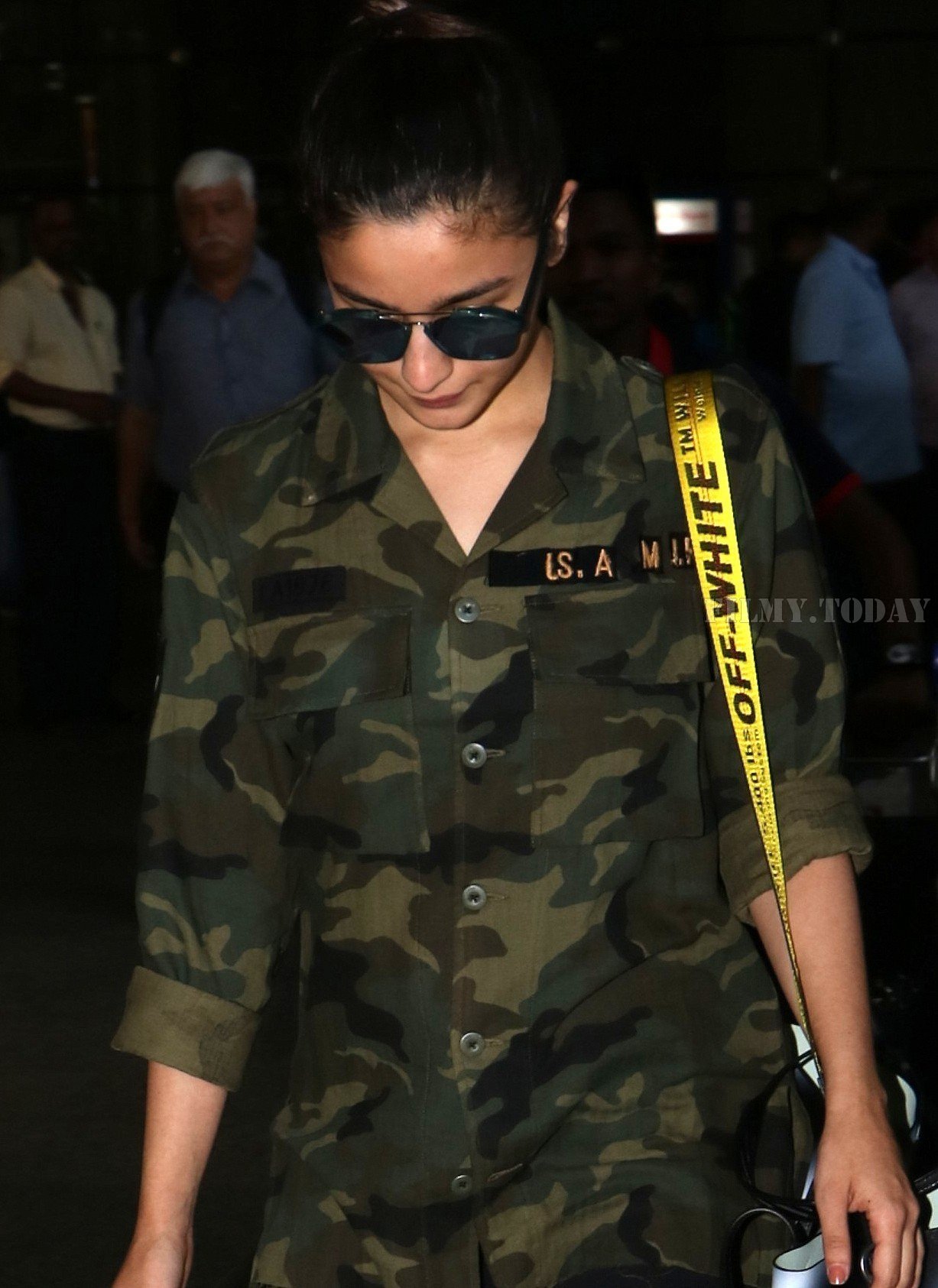 In Pics: Alia Bhatt Snapped at Mumbai Airport | Picture 1539462