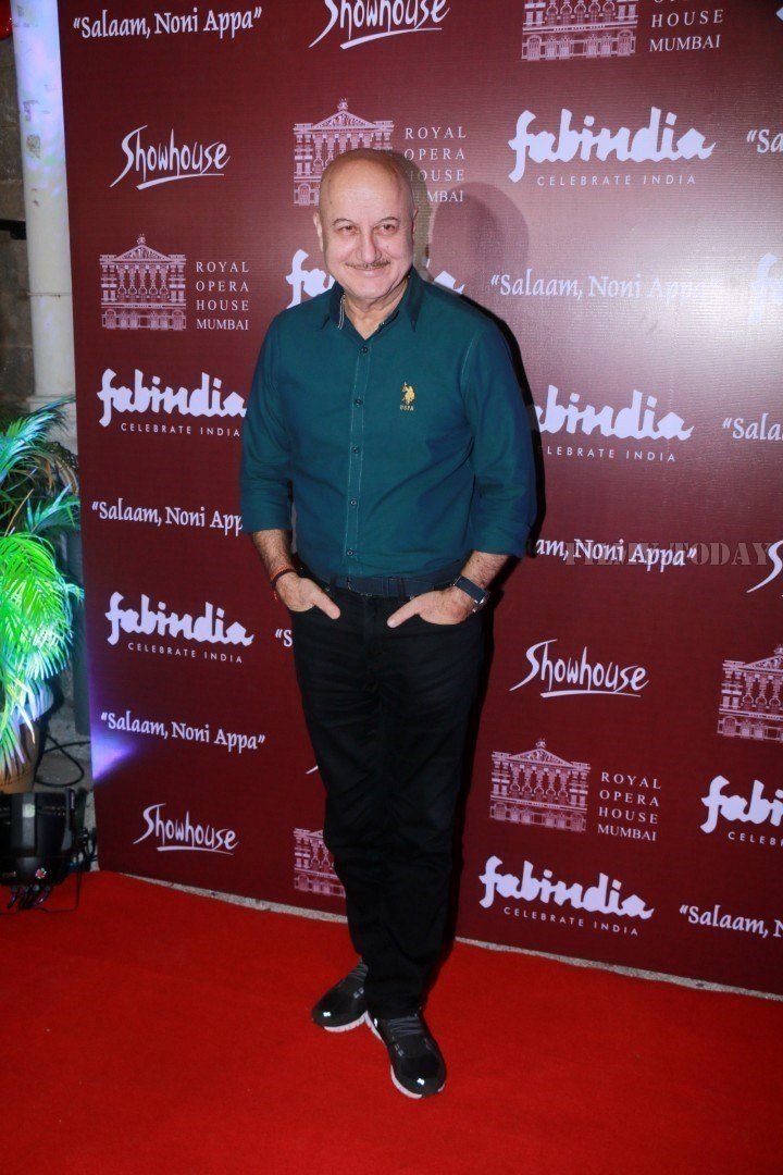 Anupam Kher - In Pics: Special preview of Salaam Noni Appa based on Twinkle Khanna's novel | Picture 1541477