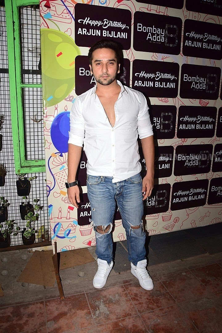 In Pics: Celebs At Arjun Bijlani Birthday Party | Picture 1541562