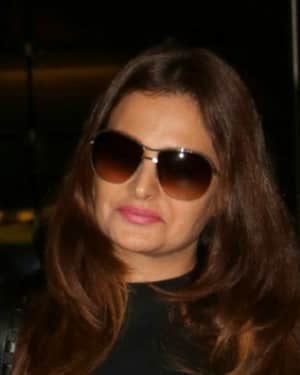 Monica Bedi Spotted At Mumbai Airport | Picture 1525155