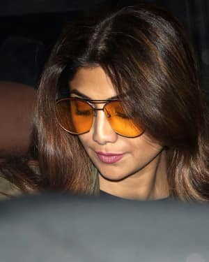 Shilpa Shetty Spotted At Mumbai Airport | Picture 1525129