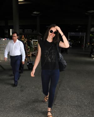 In Pics: Kalki Koechlin Spotted At Mumbai Airport | Picture 1525876