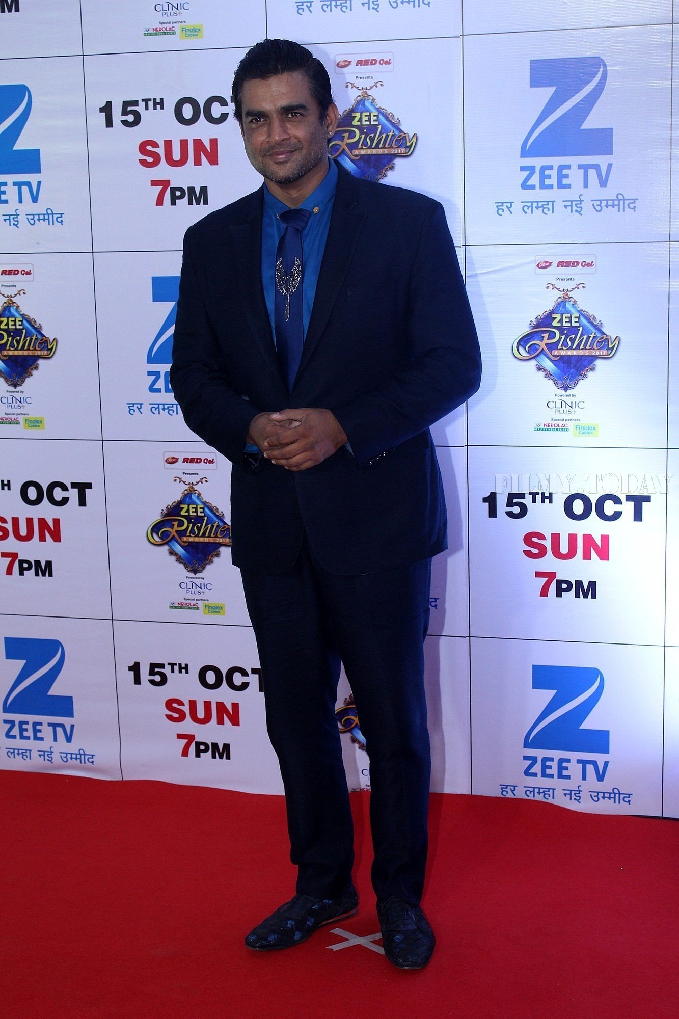 Madhavan - In Pics: Red Carpet Of The Grand Celebration Of Zee Rishtey Awards 2017 | Picture 1527007